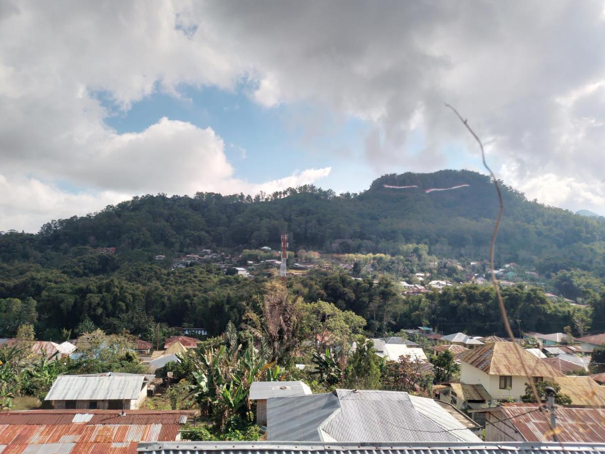 Kristian Homestay Bajawa Bagian luar foto