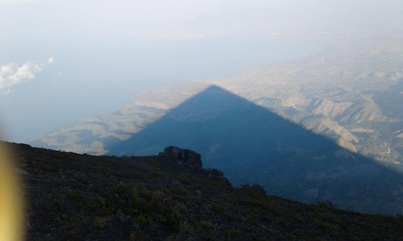 Kristian Homestay Bajawa Bagian luar foto