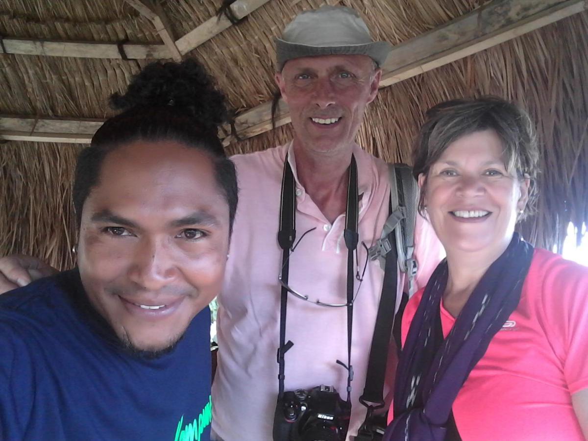 Kristian Homestay Bajawa Bagian luar foto