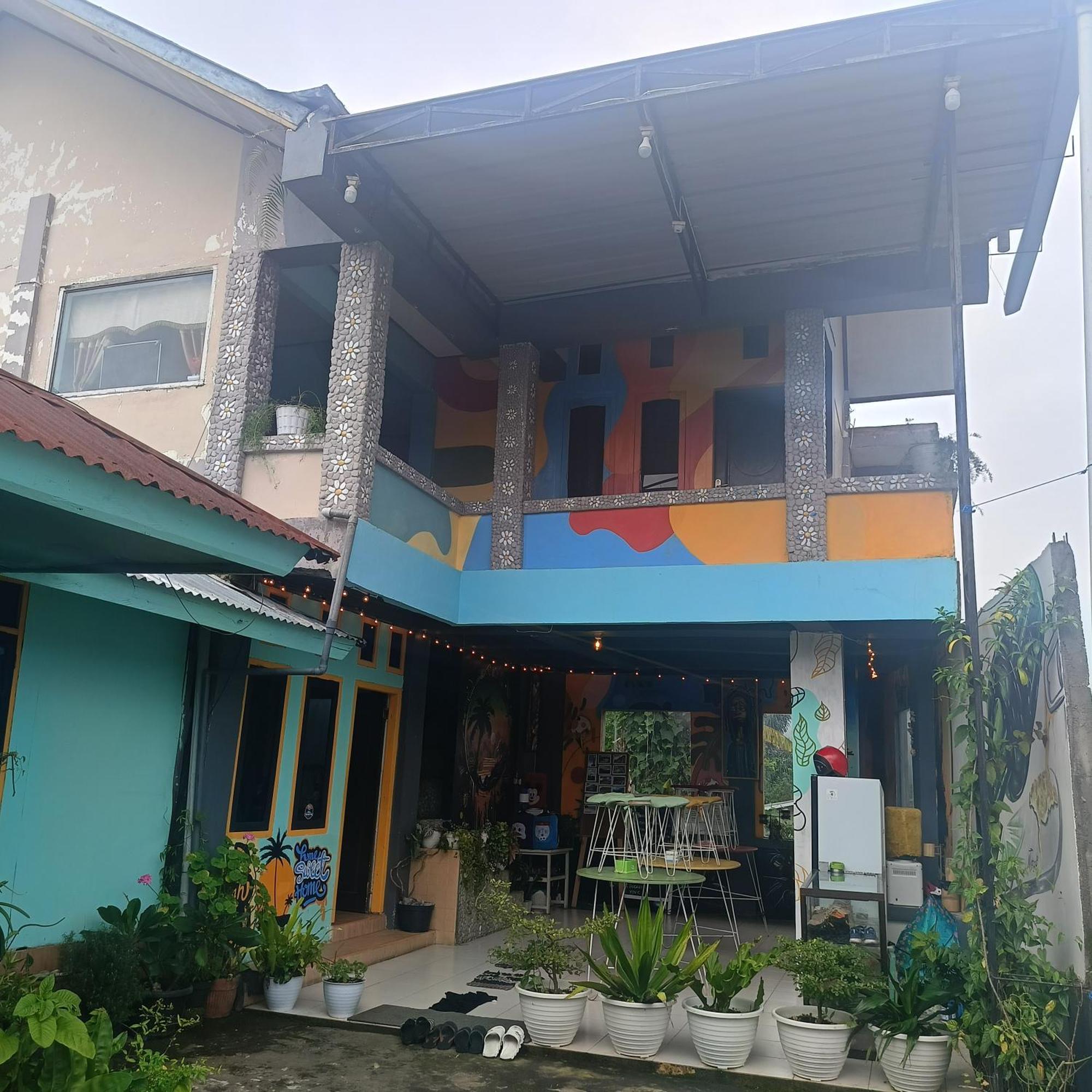 Kristian Homestay Bajawa Bagian luar foto